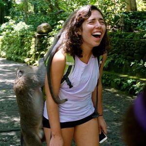 Meet your Posher, Lucy